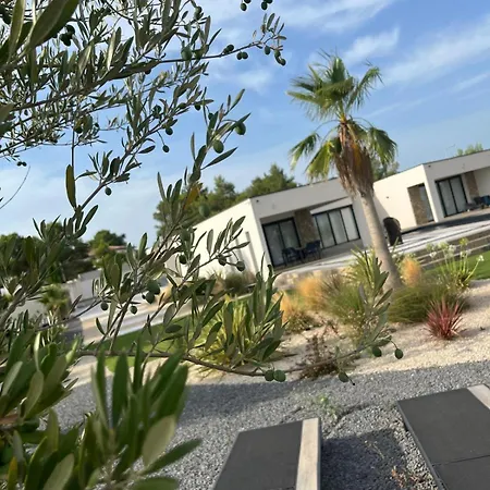 Lumiere Villa